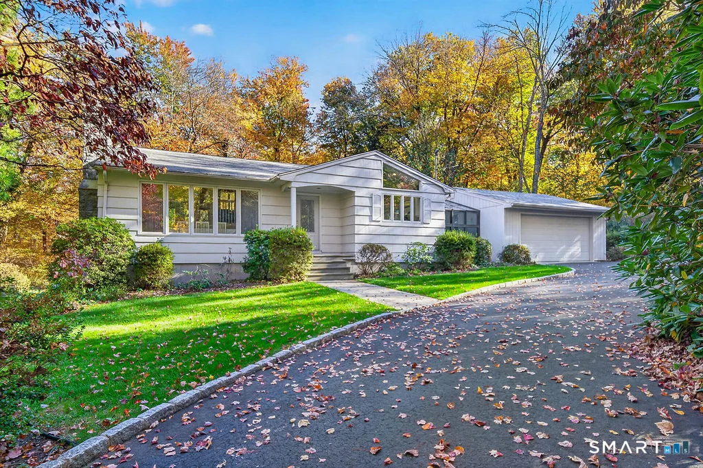 814 Amity Road, Bethany, CT