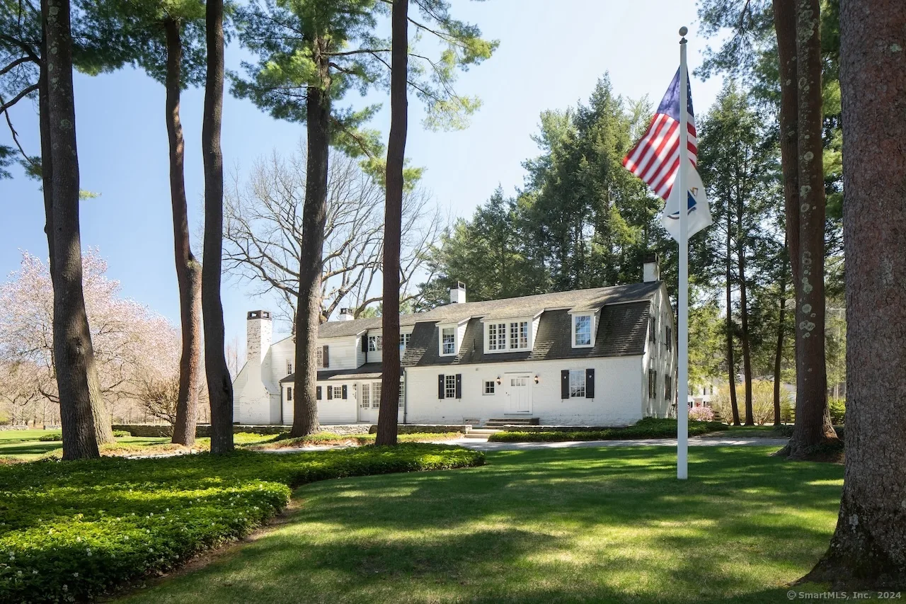 25 Sheffield Road, Egremont, CT