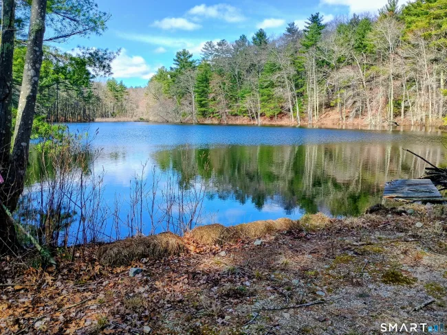 175 Mashentuck Road, Killingly, CT