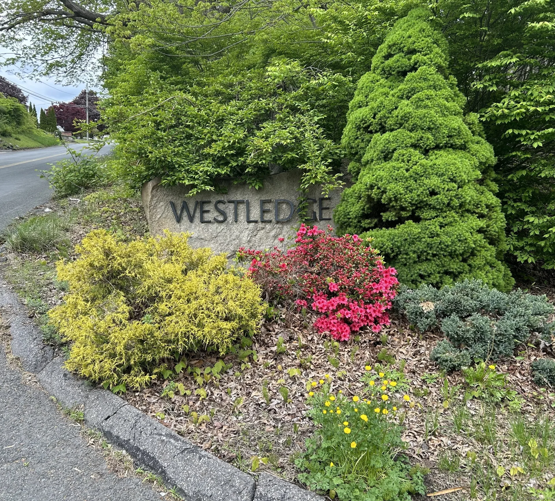 68 WESTLEDGE Terrace, Torrington, CT