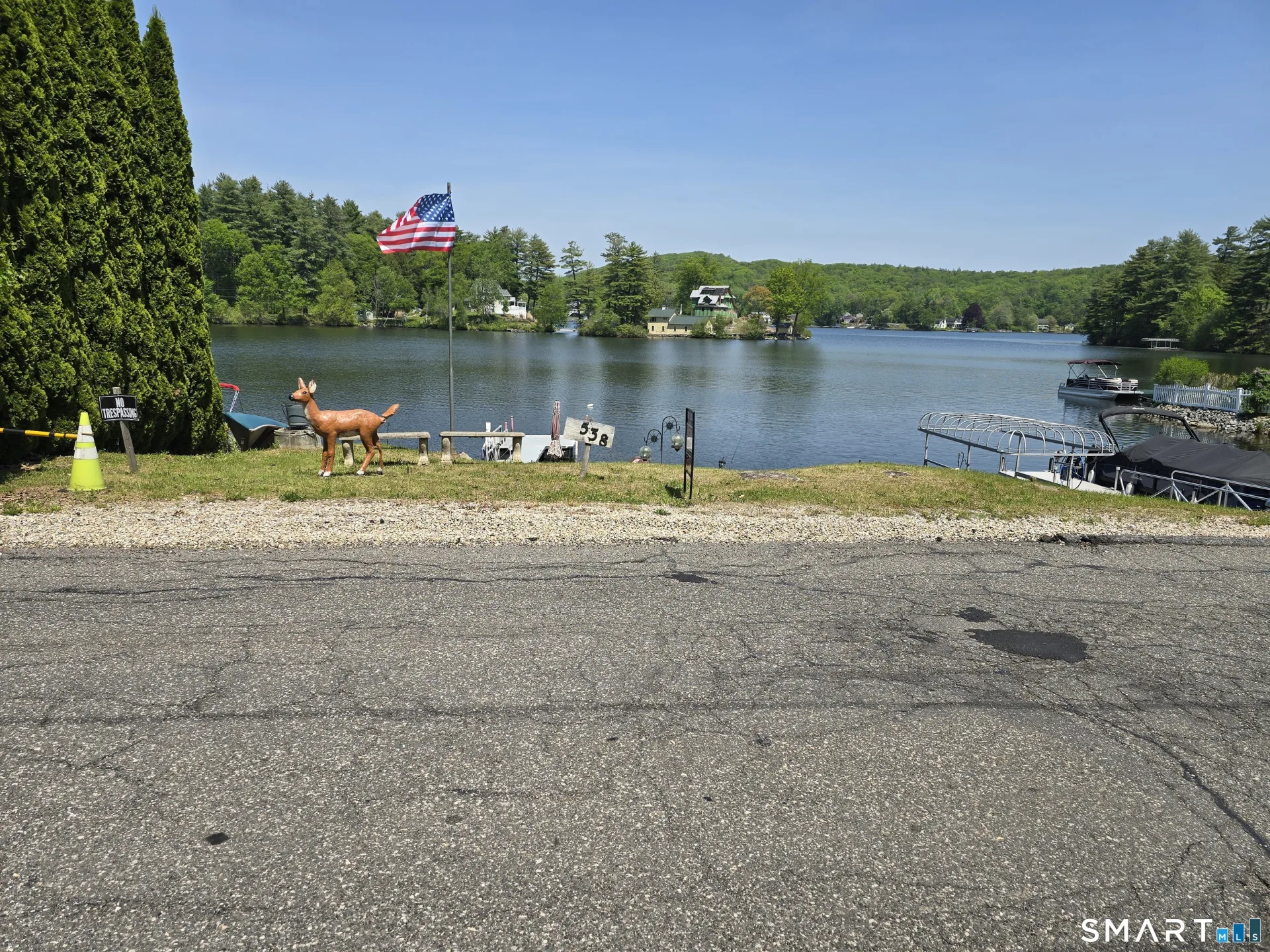 535,538 West Wakefield Boulevard, Winchester, CT