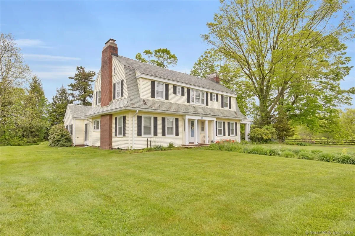 153 Wallingford Road, Durham, CT