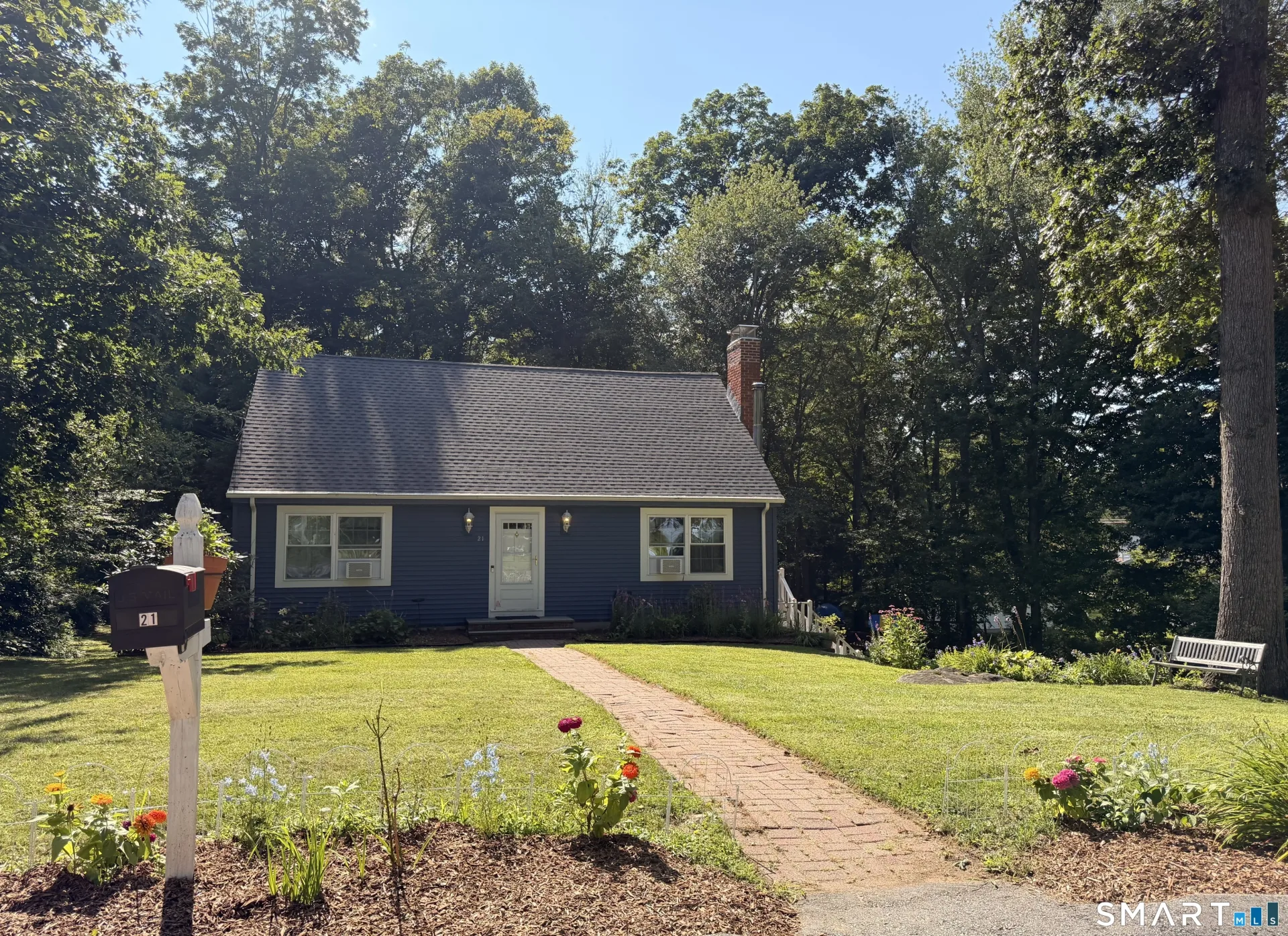 21 Sunset Drive, East Hampton, CT