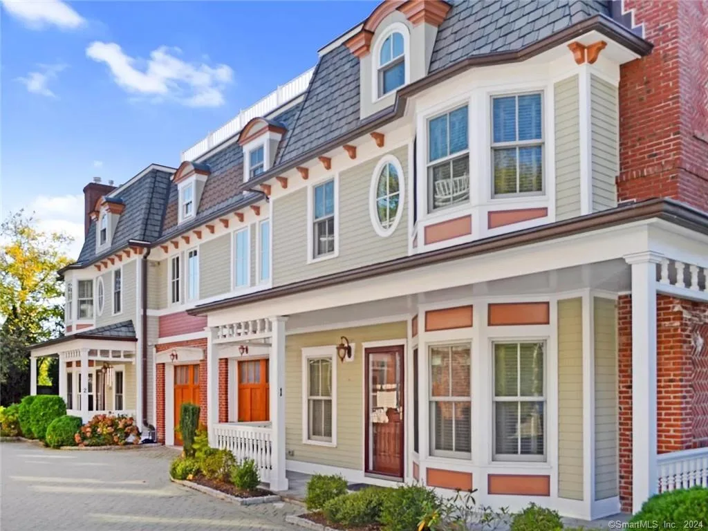 282 Bruce Park Avenue #2, Greenwich, CT