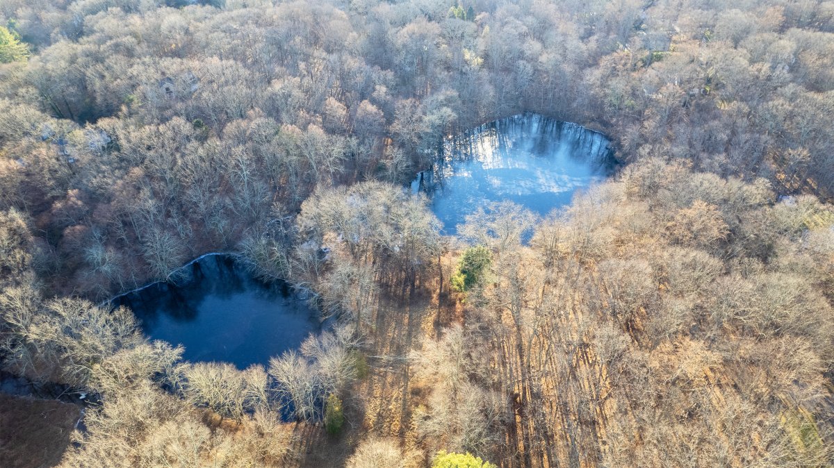 85-95 Old Easton Turnpike, Weston, CT