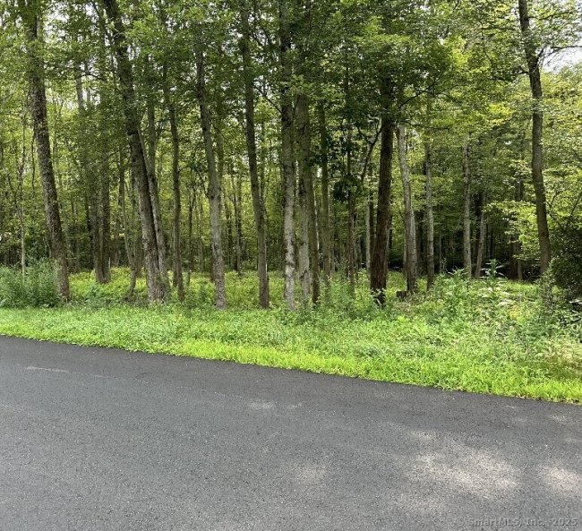 834 Hampton Road, Pomfret, CT