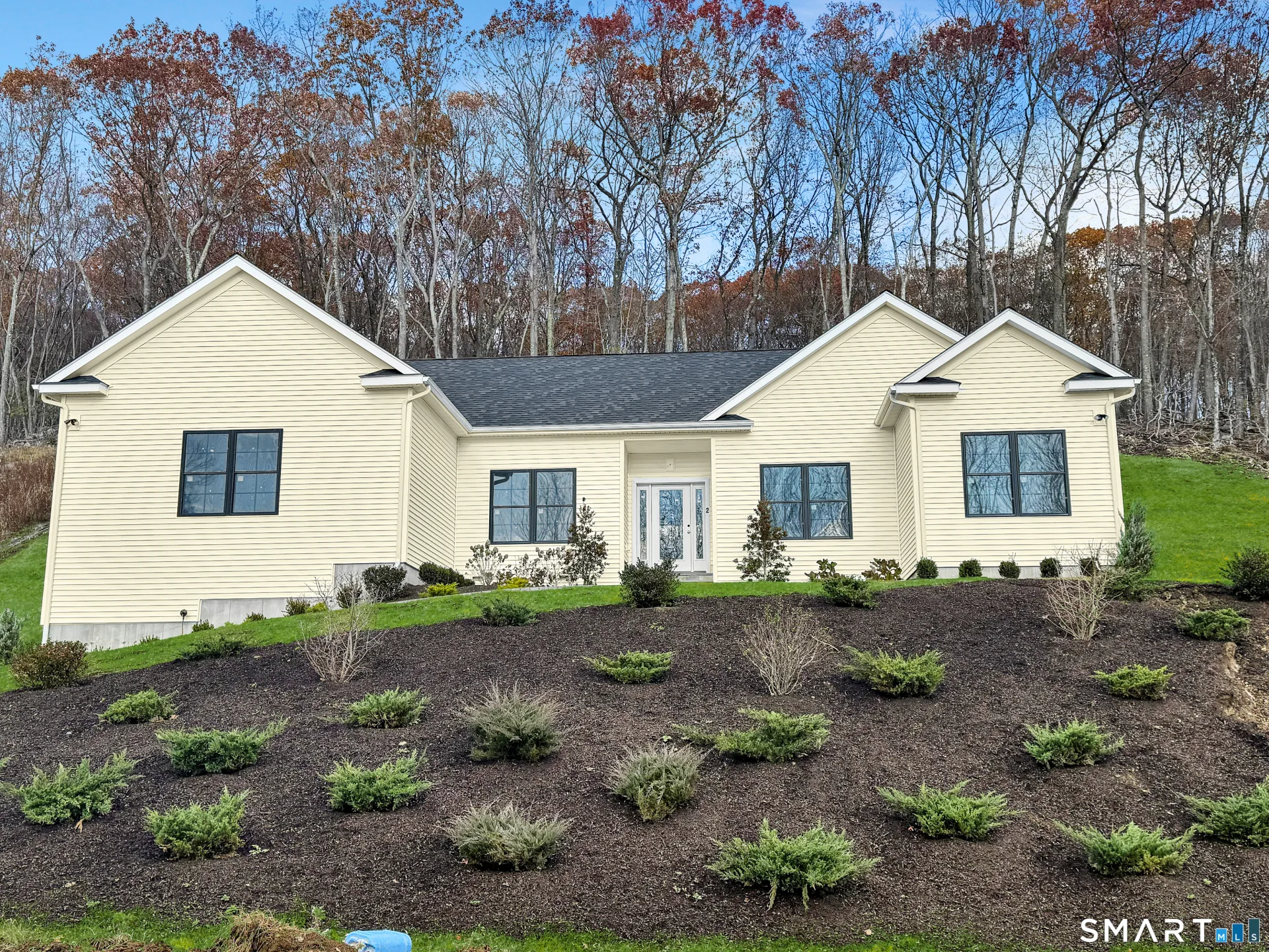 15 Hunting Ridge Road, Middlebury, CT