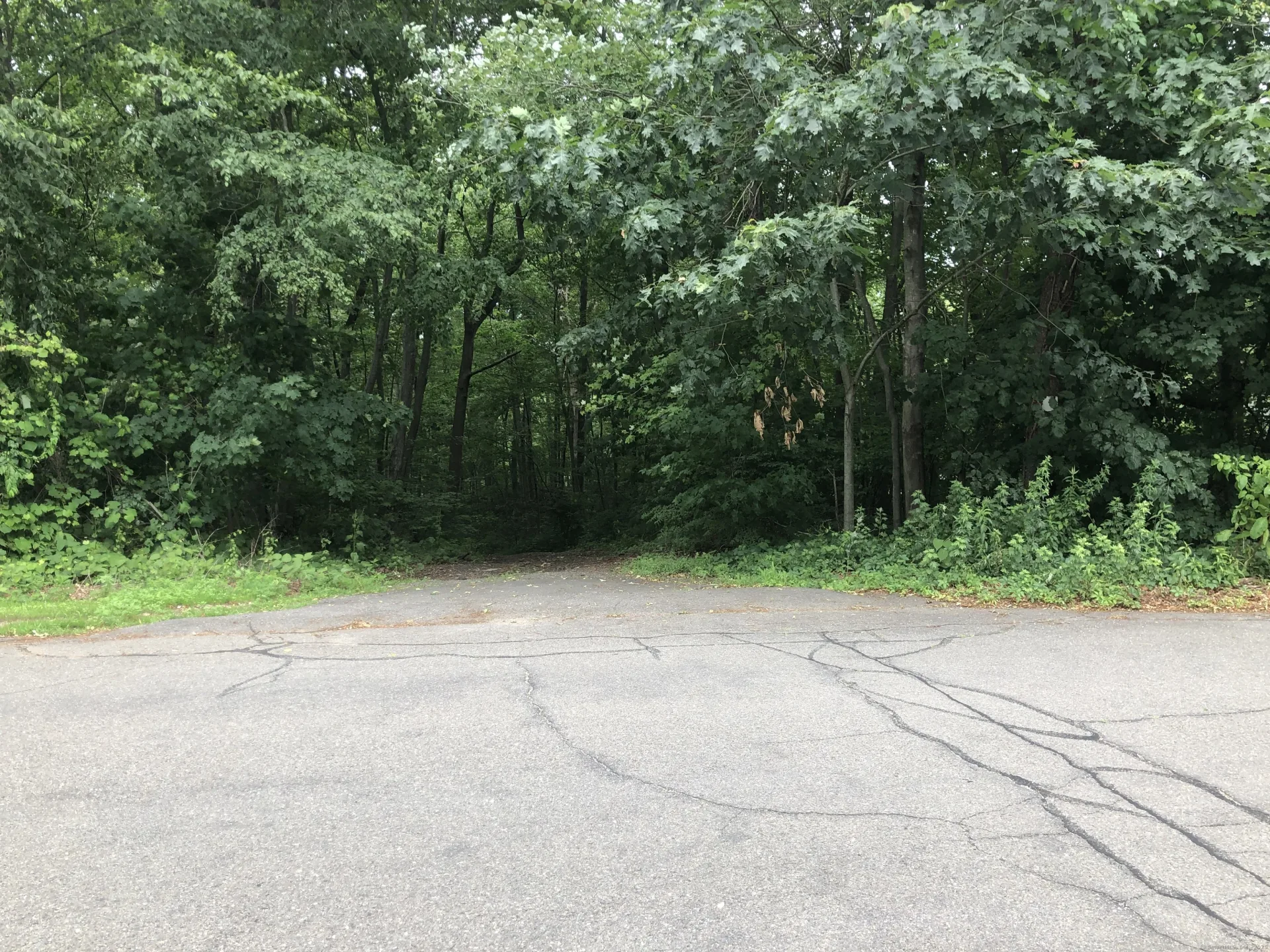 69 East Washington Road, Plymouth, CT