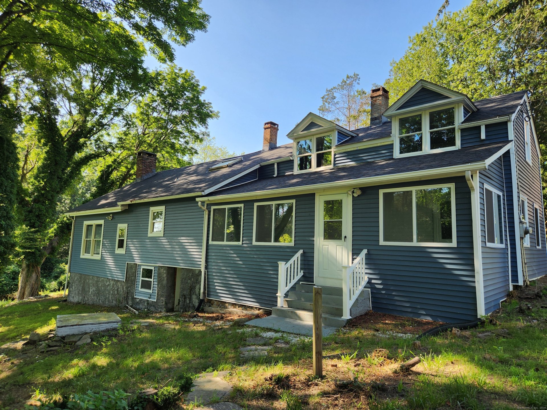 2449 Huntington Turnpike, Trumbull, CT