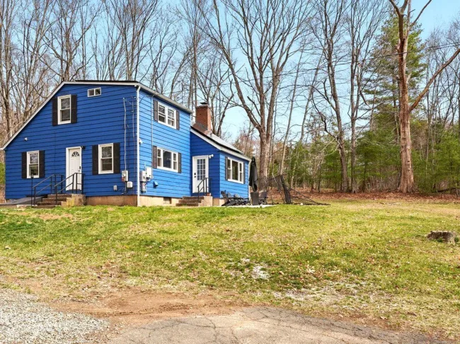 51 Hebron Road