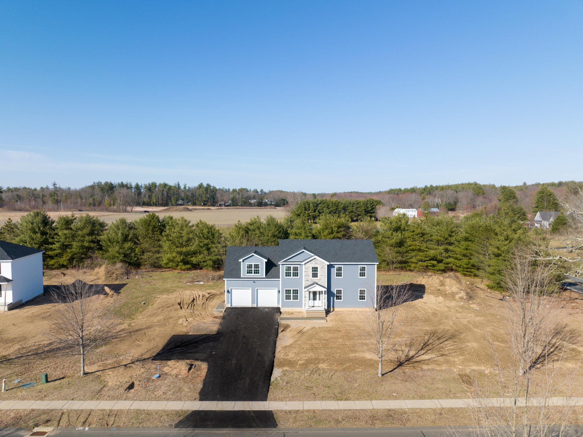 2 Stratton Farms Road, Suffield, CT