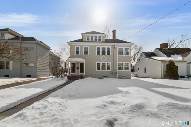 781 Farmington Avenue