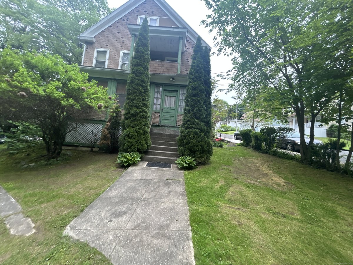 578 Columbia Boulevard Extension, Waterbury, CT