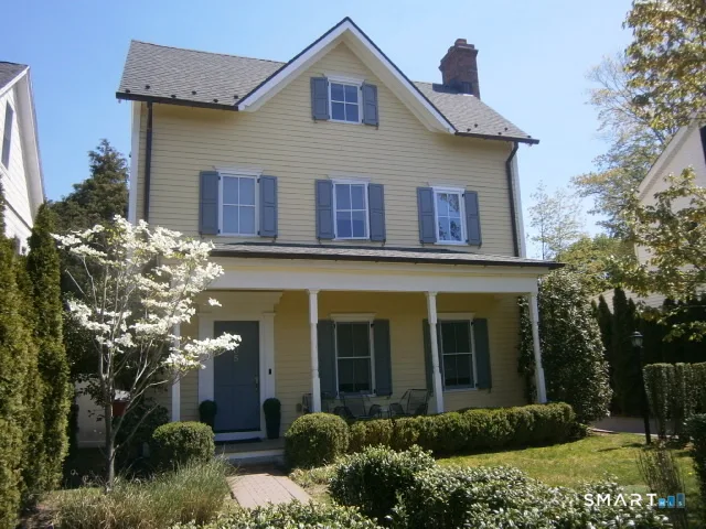 65 Sherwood Place #65, Greenwich, CT