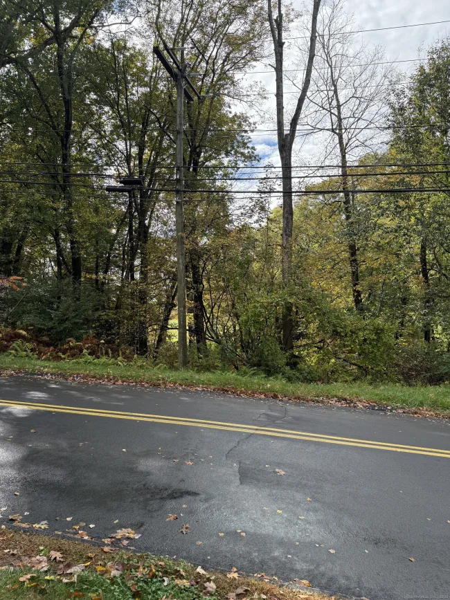 Ellsworth Road, East Windsor, CT