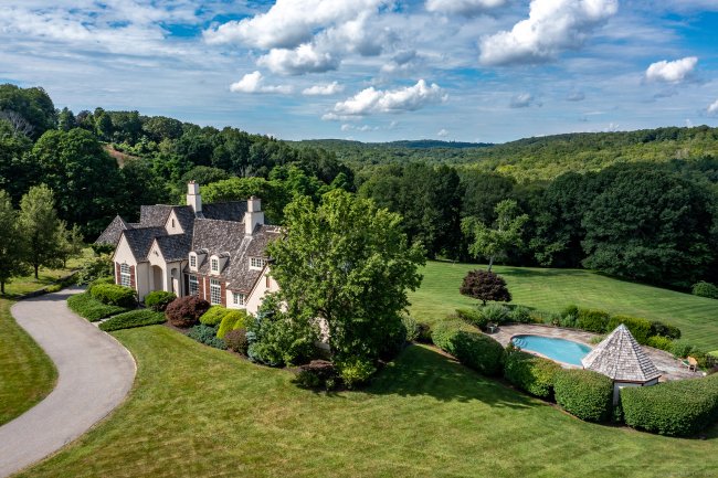 370 Northrop Street, Bridgewater, CT