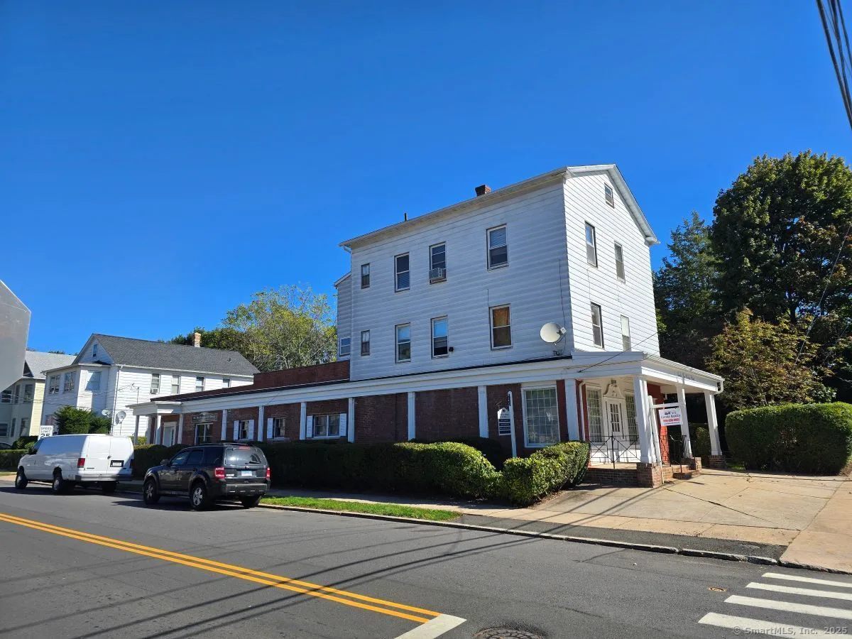 25 Clinton Street, New Britain, CT