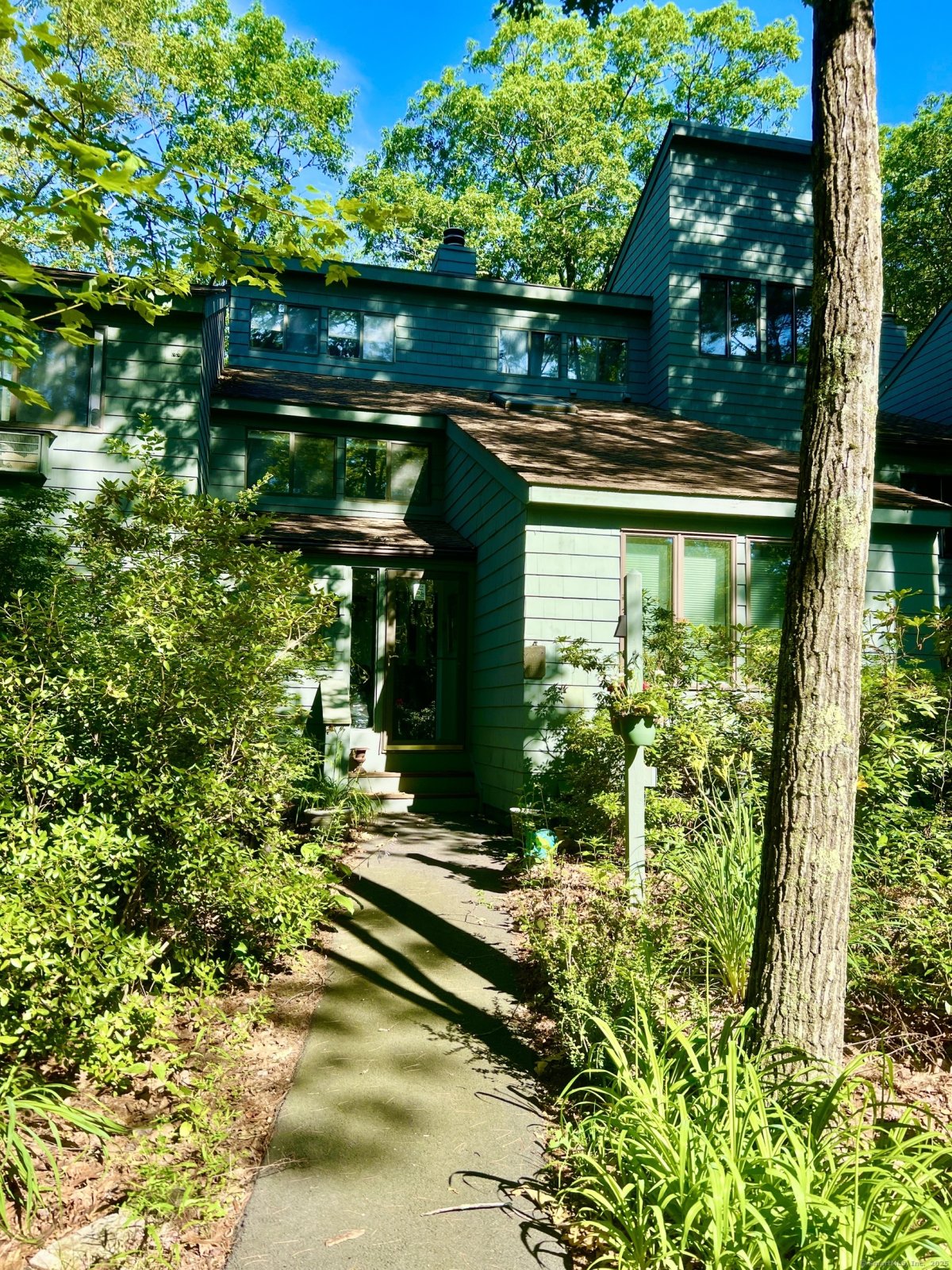 239 Ledge Drive, Torrington, CT