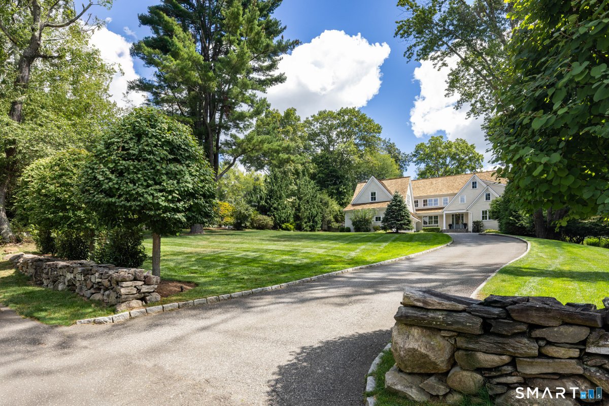 49 Hillspoint Road, Westport, CT