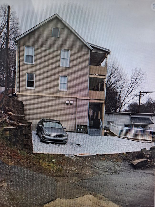 105 Camptown Avenue, Derby, CT