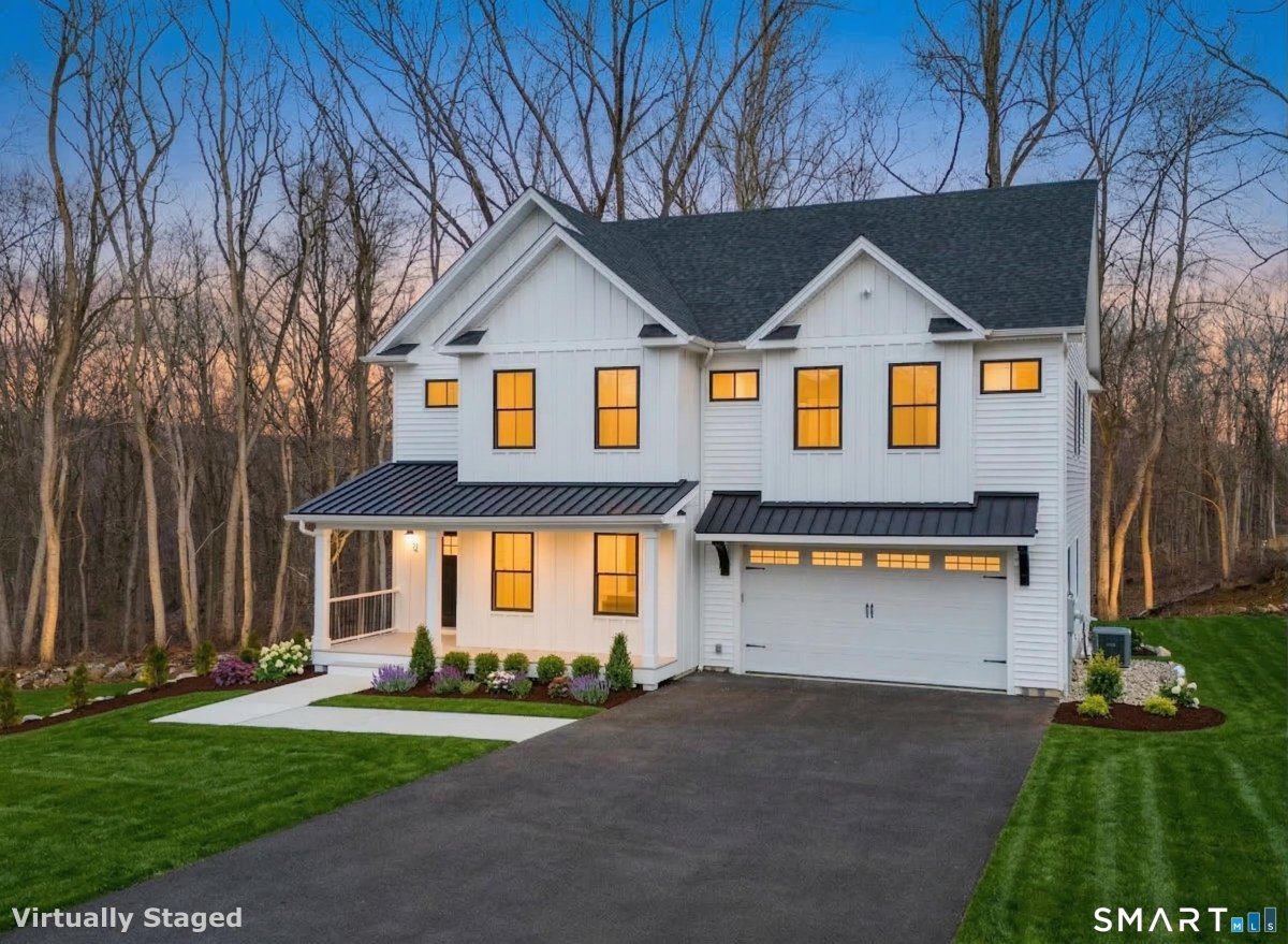 2 Brookview Heights Court, Shelton, CT