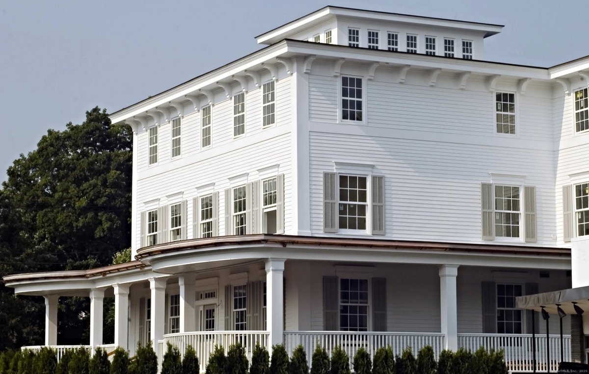 166 Rowayton Avenue #2, Norwalk, CT