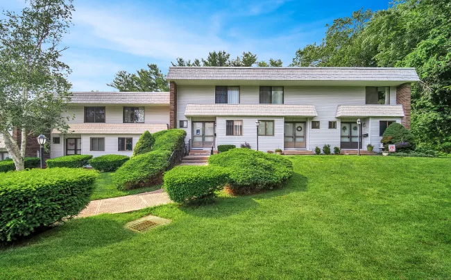 9 Bayberry Court #9