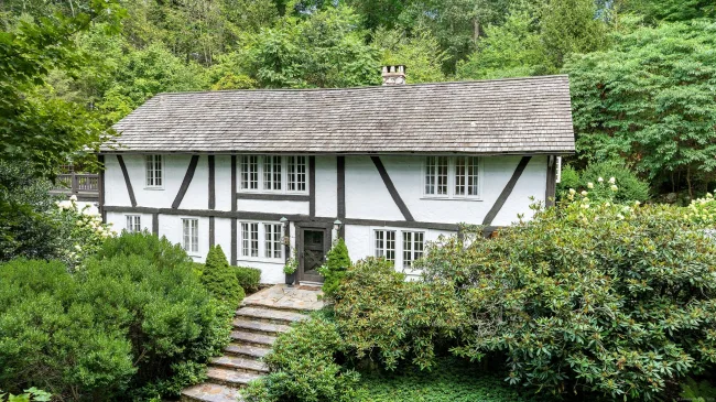 736 Old Stamford Road