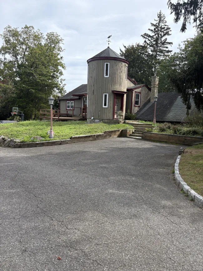 40 Maple Avenue, Westport, CT