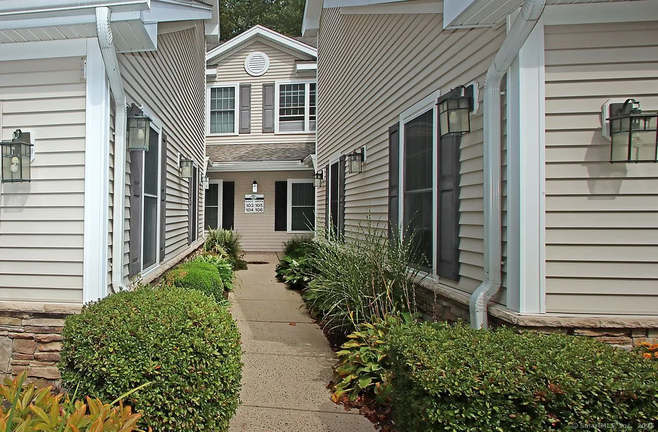 35 Todd Street #103, Hamden, CT