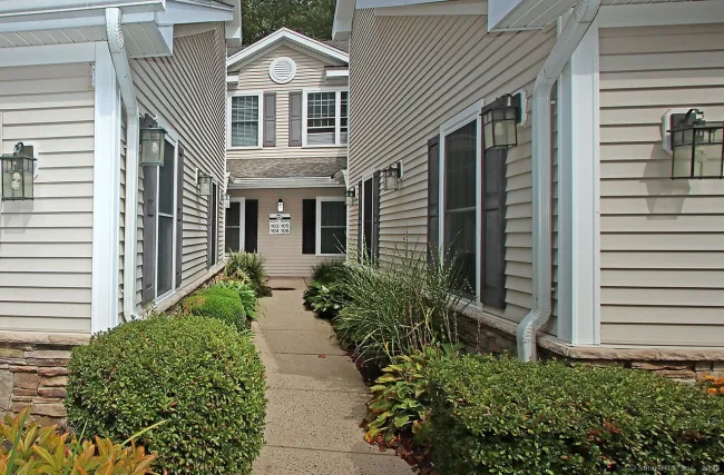 35 Todd Street #103, Hamden, CT