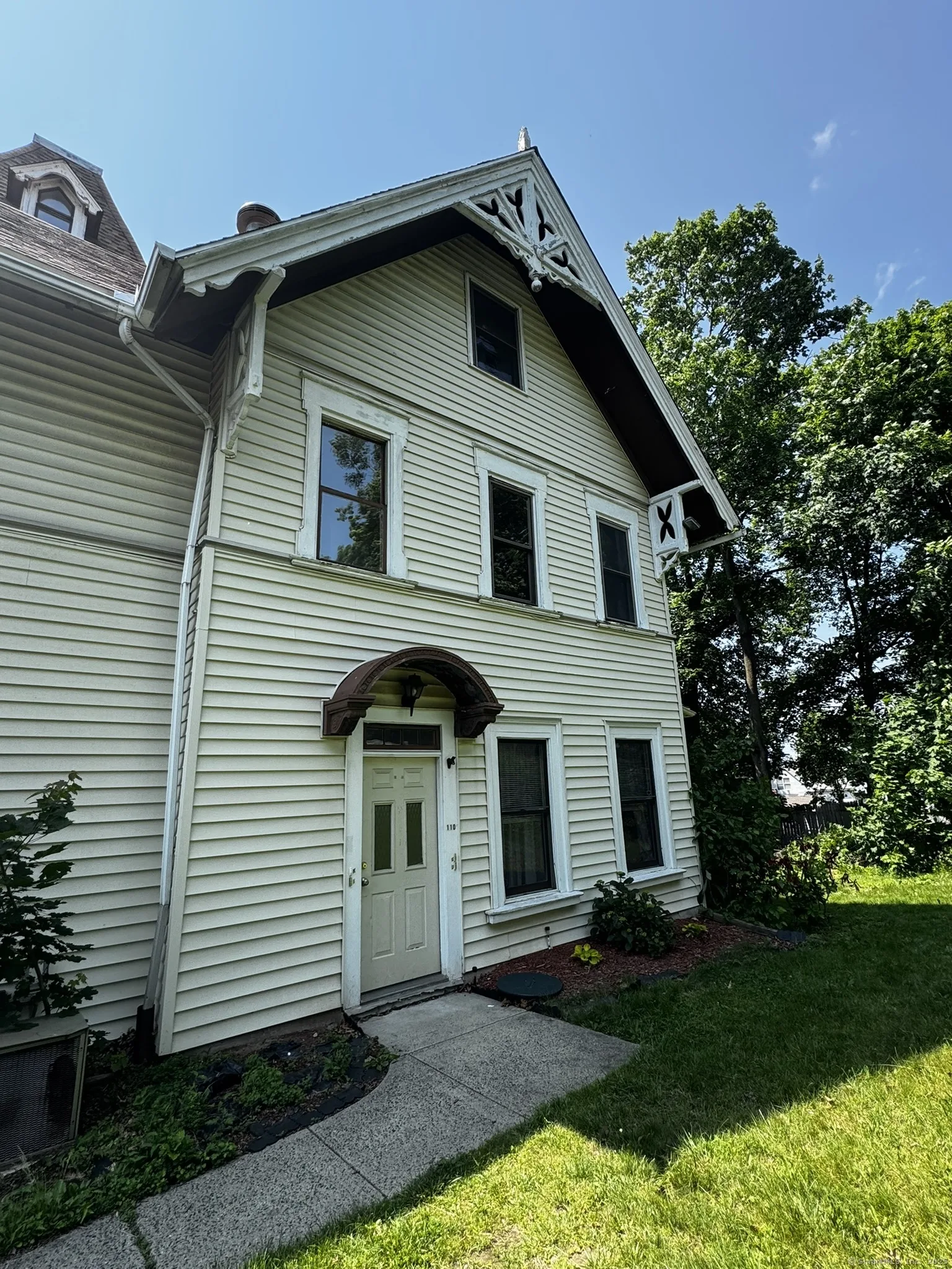 95 Lenox Street #APT L, New Haven, CT