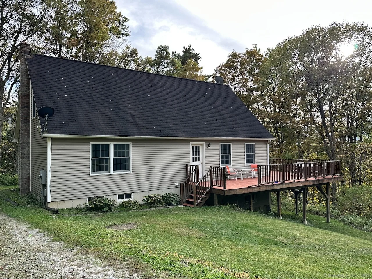 10 College Hill Road, North Canaan, CT