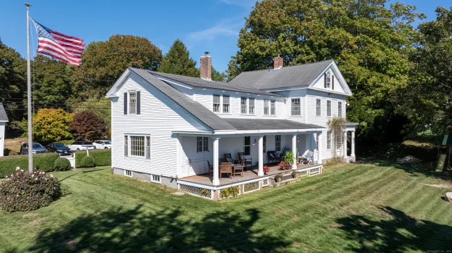 417 River Road, Stonington, CT