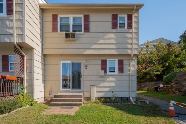 48 Round Tree Drive #5, Naugatuck, CT