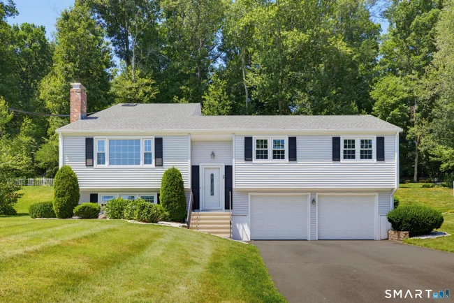 17 Riverside Drive, Vernon, CT