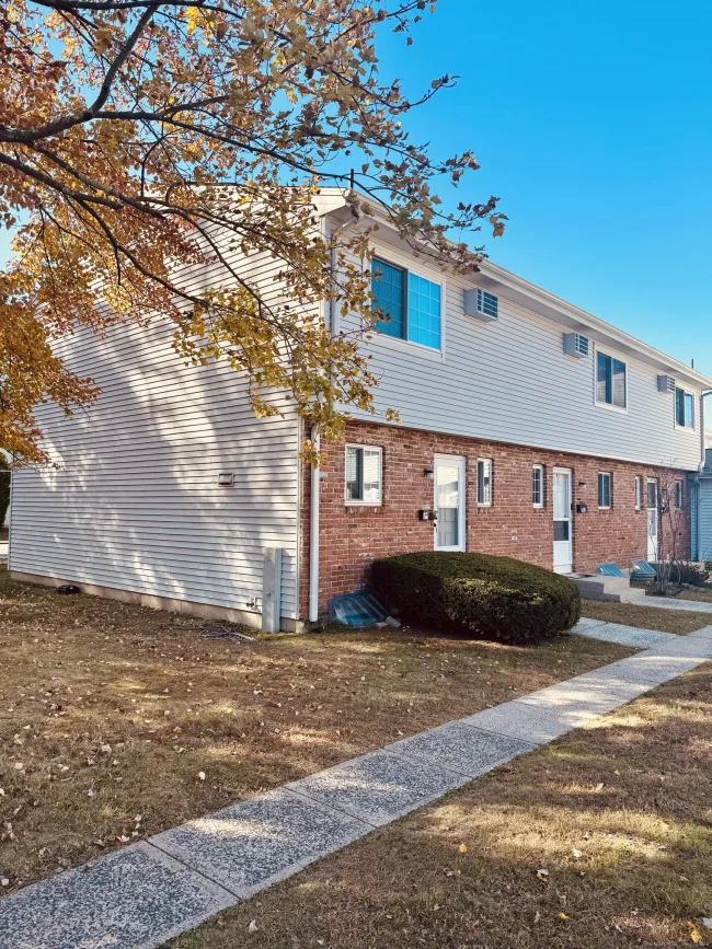 30 Woodglen Drive #APT 7B2