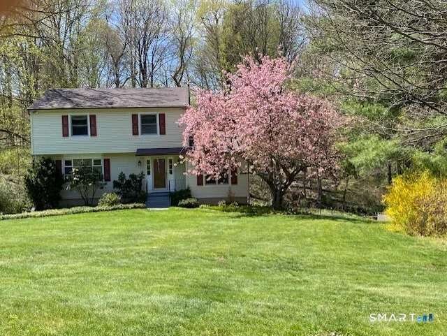 11 Olympic Drive, Danbury, CT