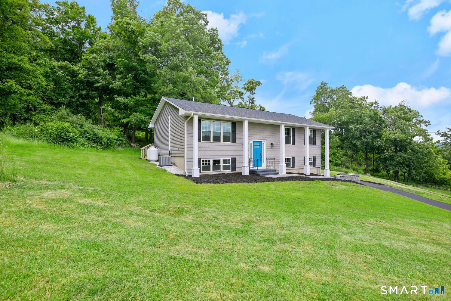 12 Cel Bret Drive, Danbury, CT