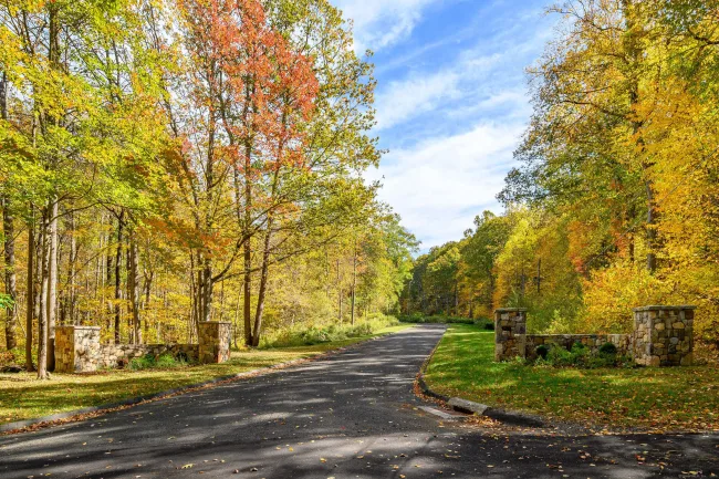 Ives Court, Ridgefield, CT