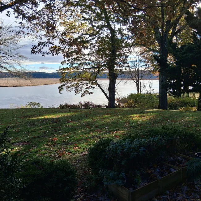 85 River Road #APT B7