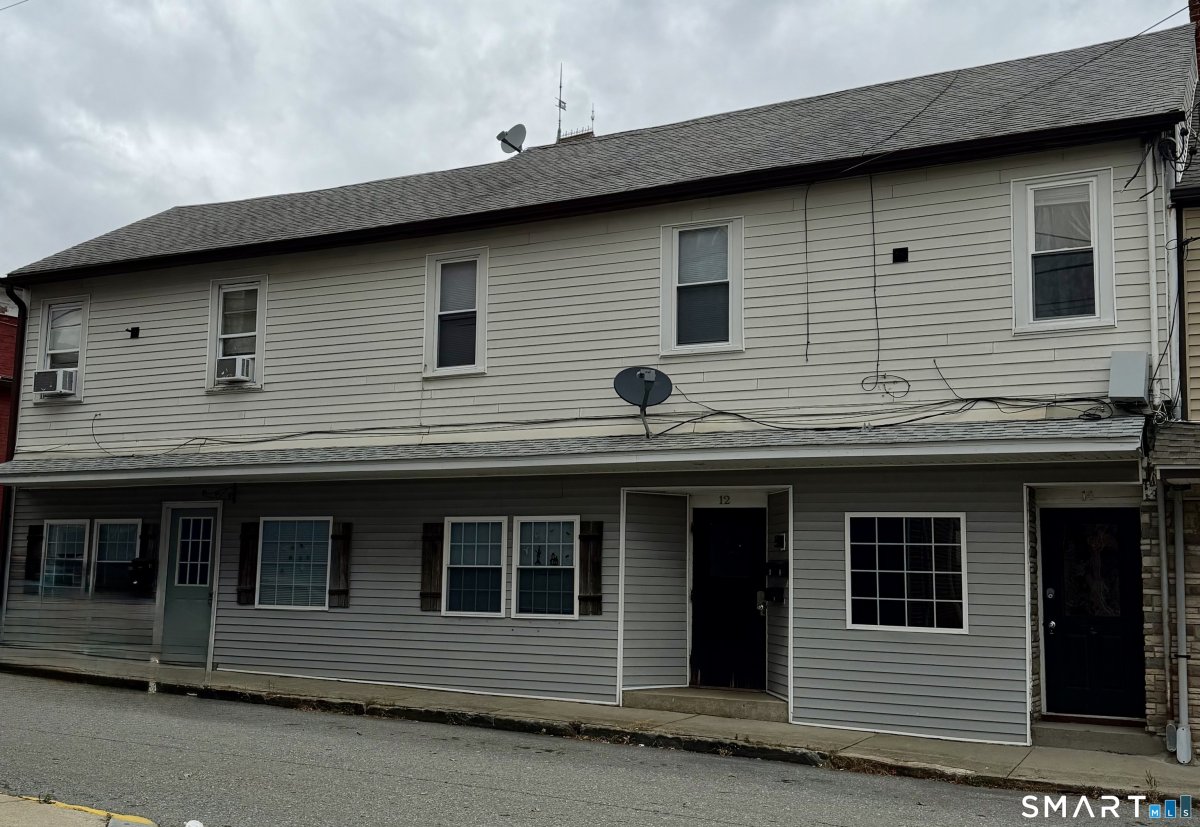 10 Center Street, Killingly, CT