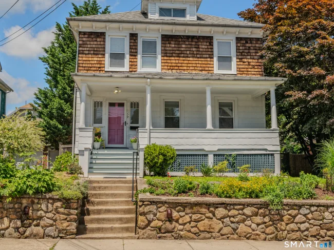 117 Blydenburg Avenue