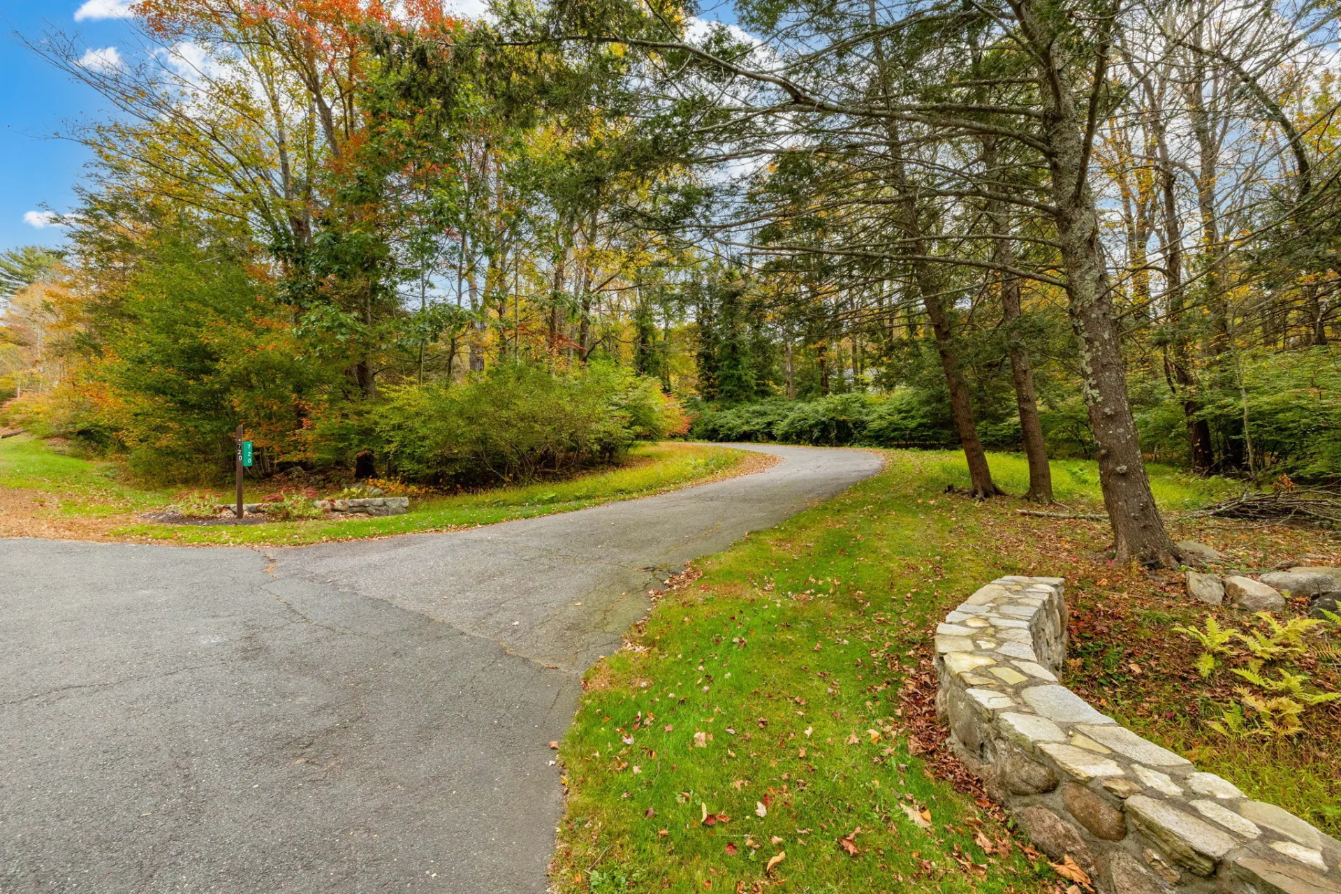 720 Town Hill Road, New Hartford, CT