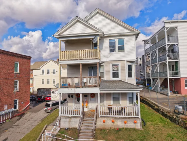 127 Lounsbury Street, Waterbury, CT