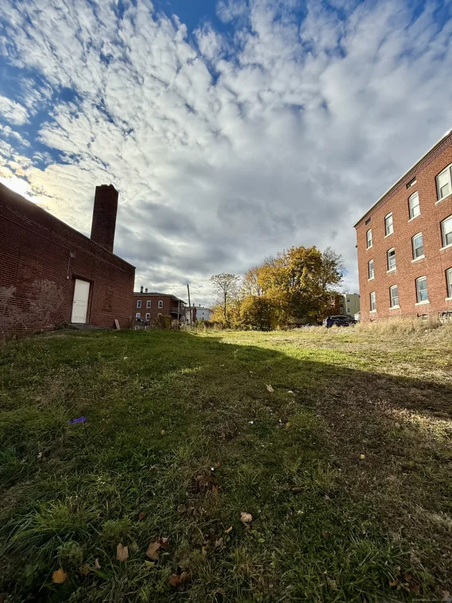 80 Gold Street, New Britain, CT