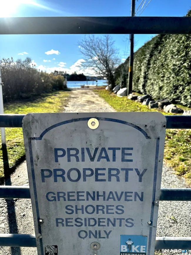 16 Green Avenue, Stonington, CT