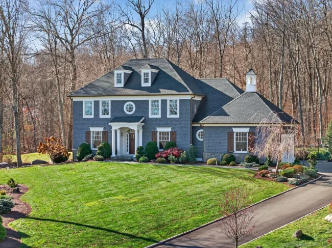 401 Fox Hopyard Road, East Haddam, CT