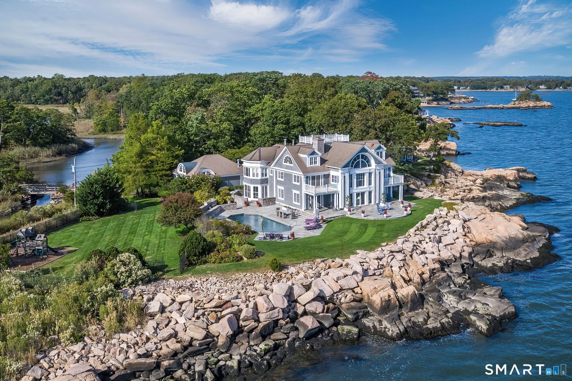 84 Johnsons Point Road, Branford, CT