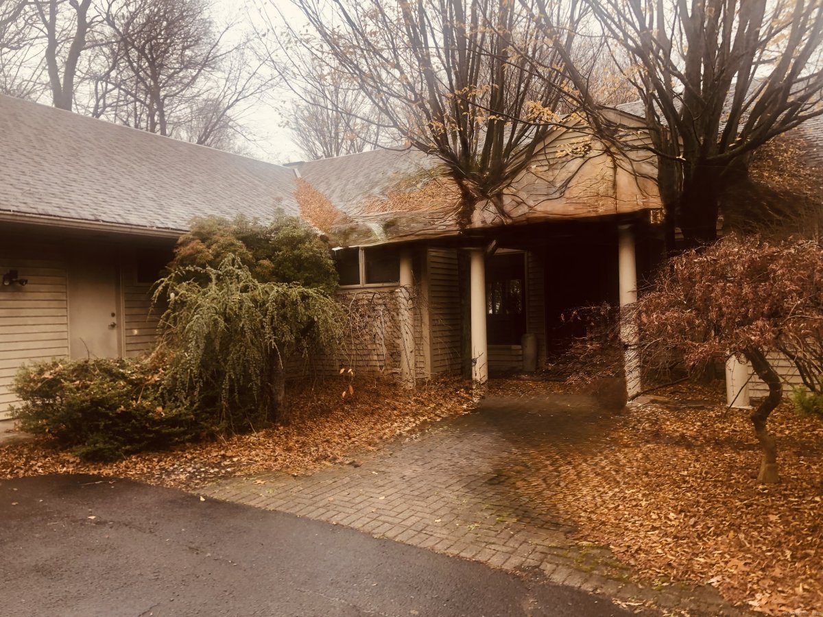 40 Ferncliff Drive, West Hartford, CT